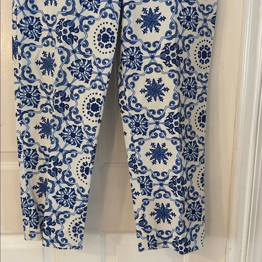 NWOT Women’s Talbots Heritage Blue & White Cropped Pants Size 8